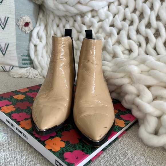 Acne Studios Jensen Women's Patent Leather Chelsea Boot - Picture 2 of 6